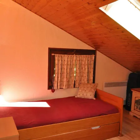 Cosy Avec Parking Proche Centre De - Fr-1-693-38 Appartement